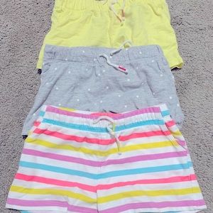 Bundle of 3 pairs of shorts. Girl 5-6T